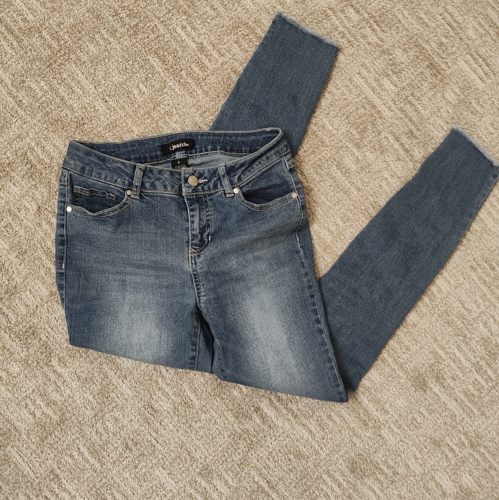 D. Jeans Skinny Jeans